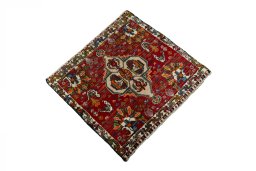Close-up detail of 2000s Shiraz rug from Iran / Persia showing Wool weave