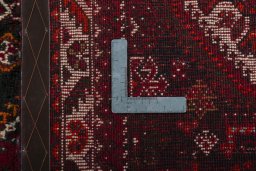 Close-up detail of 2000s Shiraz rug from Iran / Persia showing Wool weave