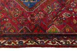 Full view of 2000s Shiraz rug from Iran / Persia, 156 × 108 cm in Red tones