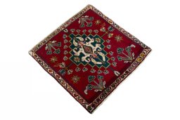 Close-up detail of 2000s Shiraz rug from Iran / Persia showing Wool weave