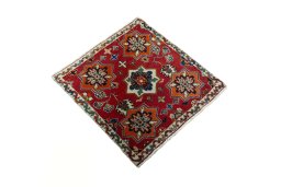 Close-up detail of 2000s Shiraz rug from Iran / Persia showing Wool weave