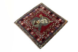 Corner detail of 2000s Shiraz rug showing border pattern and Wool pile