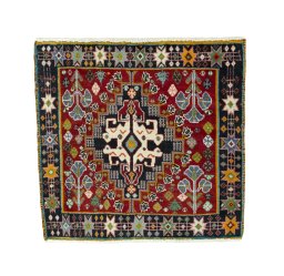 Full view of 2000s Shiraz rug from Iran / Persia, 61 × 65 cm in Red tones
