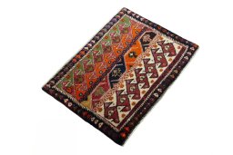 Close-up detail of 2000s Shiraz rug from Iran / Persia showing Wool weave