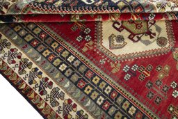 Full view of 2000s Shiraz rug from Iran / Persia, 290 × 202 cm in Red tones