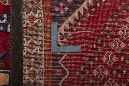 Close-up detail of 2000s Shiraz rug from Iran / Persia showing Wool weave
