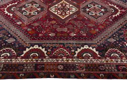 Close-up detail of 2000s Shiraz rug from Iran / Persia showing Wool weave