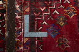 Close-up detail of 2000s Shiraz rug from Iran / Persia showing Wool weave