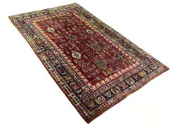 Close-up detail of 2000s Shiraz rug from Iran / Persia showing Wool weave