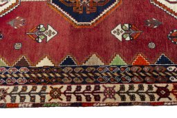 Close-up detail of 2000s Shiraz rug from Iran / Persia showing Wool weave