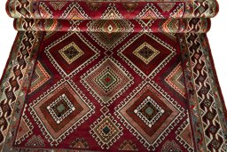 Full view of 2000s Shiraz rug from Iran / Persia, 276 × 158 cm in Red tones