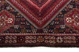 Close-up detail of 2000s Shiraz rug from Iran / Persia showing Wool weave