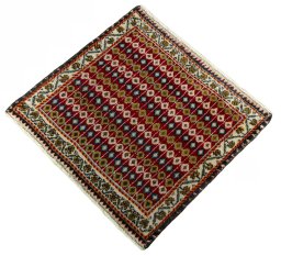 Corner detail of 2000s Shiraz rug showing border pattern and Wool pile