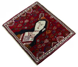 Corner detail of 2000s Shiraz rug showing border pattern and Wool pile