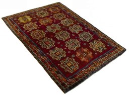 Close-up detail of 2000s Shiraz rug from Iran / Persia showing Wool weave