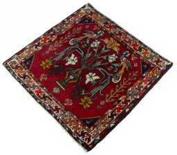 Corner detail of 2000s Shiraz rug showing border pattern and Wool pile