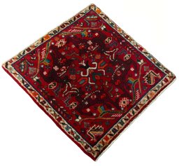 Close-up detail of 2000s Shiraz rug from Iran / Persia showing Wool weave