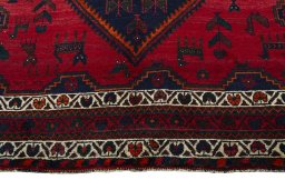 Close-up detail of 2000s Shiraz rug from Iran / Persia showing Wool weave