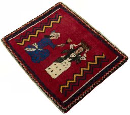 Corner detail of 2000s Shiraz rug showing border pattern and Wool pile