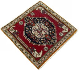 Close-up detail of 2000s Shiraz rug from Iran / Persia showing Wool weave
