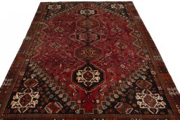 Surface texture of 1970s Shiraz rug with natural Wool and intricate pattern
