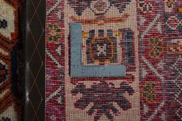 Close-up detail of 1970s Shiraz rug from Iran / Persia showing Wool weave