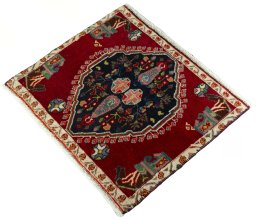 Corner detail of 2000s Shiraz rug showing border pattern and Wool pile