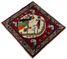 Corner detail of 2000s Shiraz rug showing border pattern and Wool pile