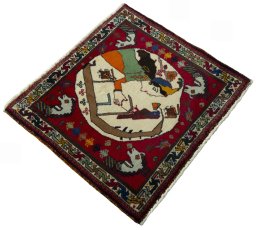 Close-up detail of 2000s Shiraz rug from Iran / Persia showing Wool weave