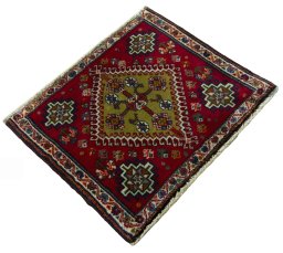 Close-up detail of 2000s Shiraz rug from Iran / Persia showing Wool weave