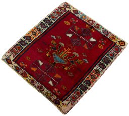 Corner detail of 2000s Shiraz rug showing border pattern and Wool pile