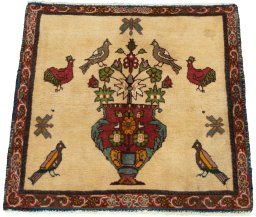 Surface texture of 2000s Shiraz rug with natural Wool and intricate pattern