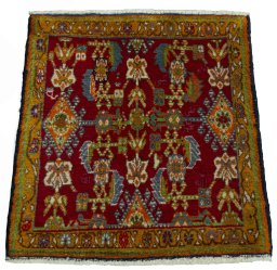 Surface texture of 2000s Shiraz rug with natural Wool and intricate pattern