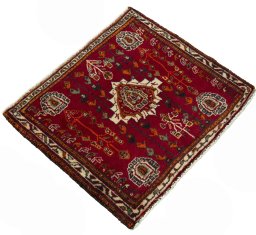 Close-up detail of 2000s Shiraz rug from Iran / Persia showing Wool weave