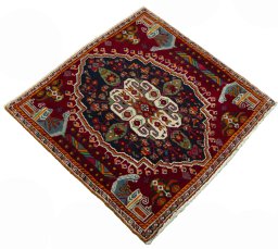 Close-up detail of 2000s Shiraz rug from Iran / Persia showing Wool weave