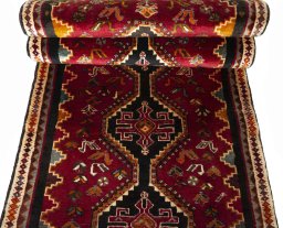 Full view of 2000s Shiraz rug from Iran / Persia, 253 × 80 cm in Red tones