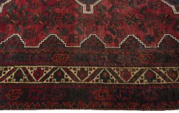 Close-up detail of 2000s Shiraz rug from Iran / Persia showing Wool weave