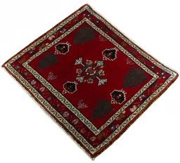 Corner detail of 2000s Shiraz rug showing border pattern and Wool pile