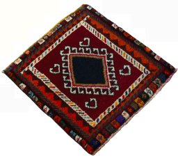 Close-up detail of 2000s Shiraz rug from Iran / Persia showing Wool weave