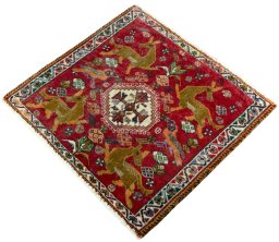 Corner detail of 2000s Shiraz rug showing border pattern and Wool pile