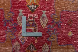 Backside of handmade 2000s Shiraz rug showing knot structure and weave density