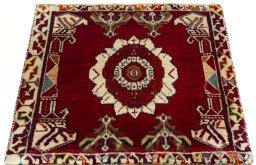 Surface texture of 2000s Shiraz rug with natural Wool and intricate pattern