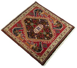 Close-up detail of 2000s Shiraz rug from Iran / Persia showing Wool weave
