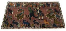 Surface texture of 2000s Shiraz rug with natural Wool and intricate pattern