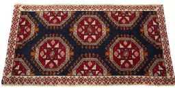 Surface texture of 2000s Shiraz rug with natural Wool and intricate pattern