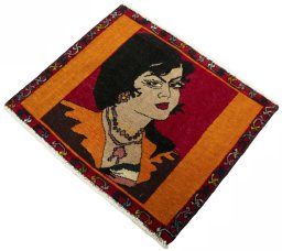 Corner detail of 2000s Shiraz rug showing border pattern and Wool pile