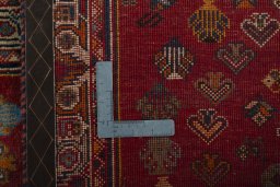 Close-up detail of 2000s Shiraz rug from Iran / Persia showing Wool weave