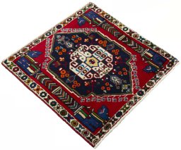 Close-up detail of 2000s Shiraz rug from Iran / Persia showing Wool weave