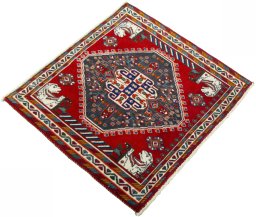 Close-up detail of 1970s Shiraz rug from Iran / Persia showing Wool weave