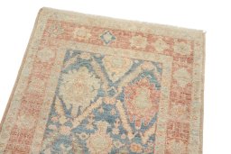 Surface texture of New Sultanabad rug with natural Wool and intricate pattern